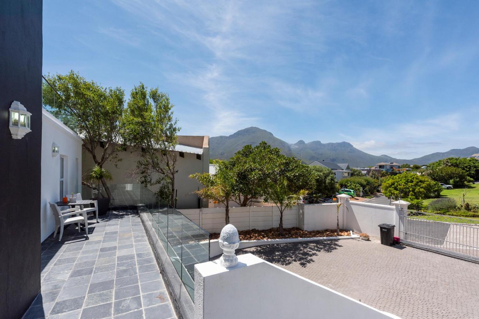 Bed And Breakfast Villa Livadia Cidade Do Cabo Exterior foto